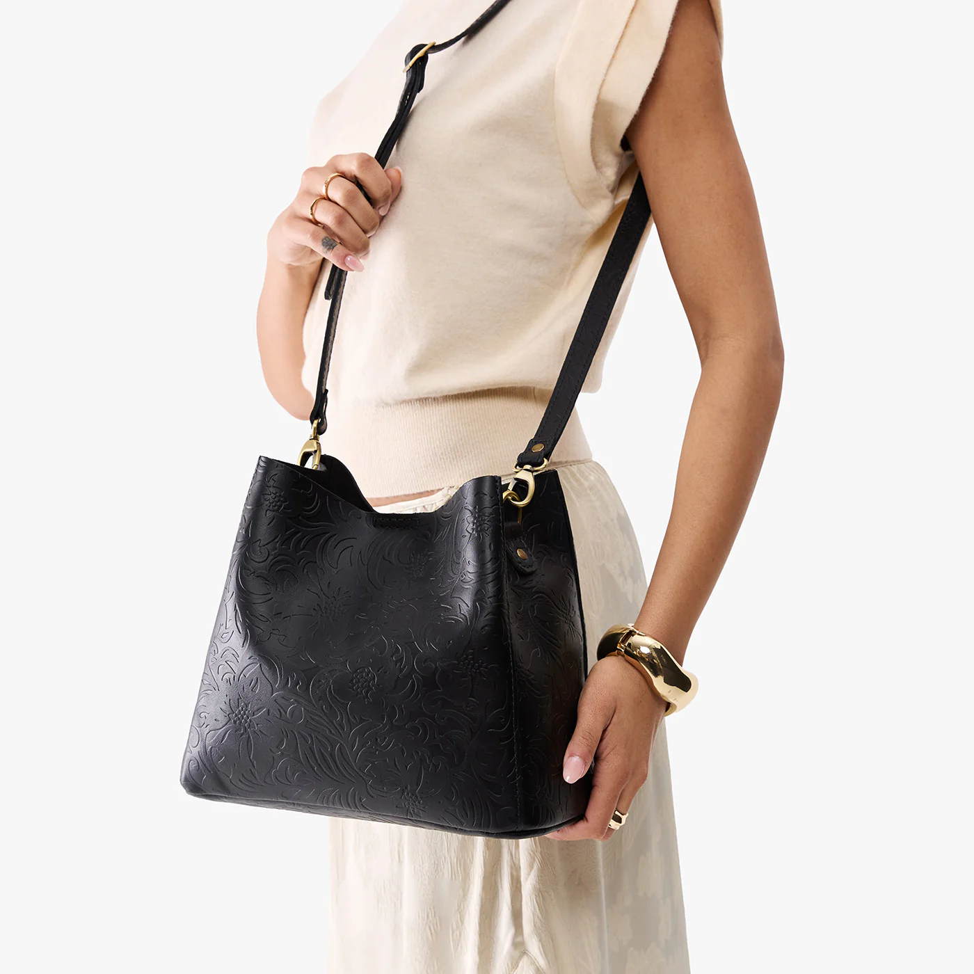 Butterfly Bucket Bag - Image 176