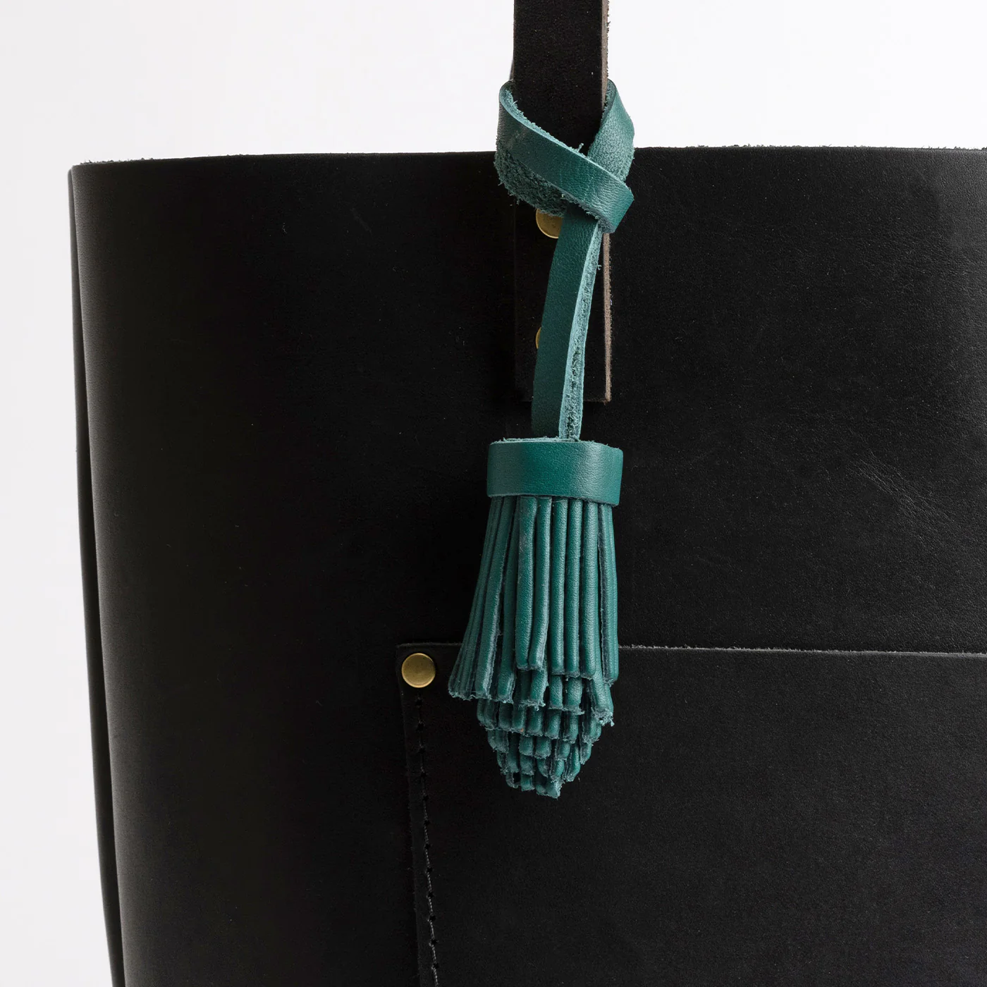 Pom Tassel - Image 40